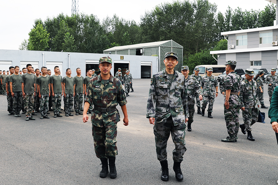 省委常委,省军区司令员刘维到农安调研指导工作